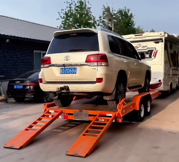 Remorcă plată cu axă tandem de 3 tone