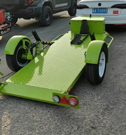 Remorcă pentru motociclete cu ridicare hidraulică, model 100