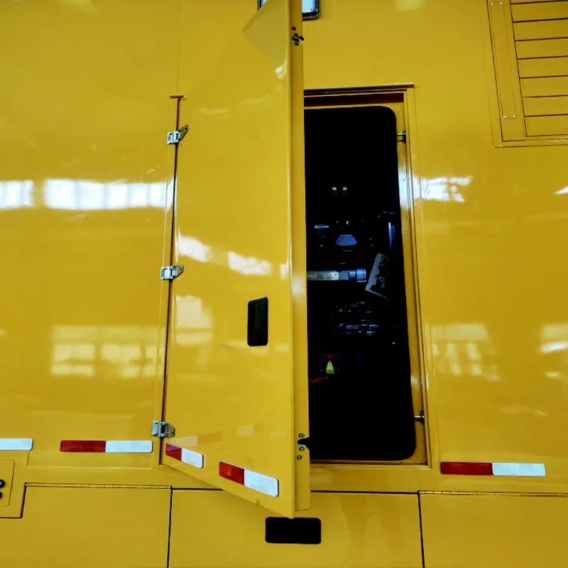 Ușă batantă pentru camionetă